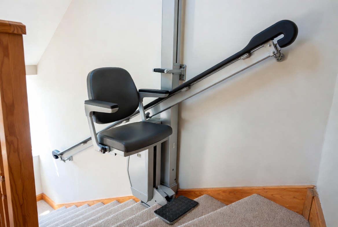 Stairlifta présente le Monte Escaliers Acorn : sécurité et design en Suisse